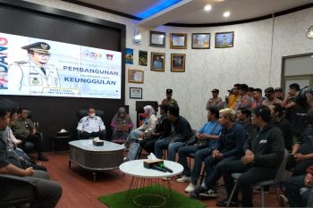 Ratusan musisi di Padang minta Pemkot revisi pembatasan operasional Kafe selama Ramadan