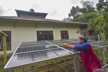 Tajuk ANTARA NTB - Jalan baru energi bersih NTB