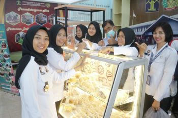Lapas Rajabasa pamerkan peci hingga tapis pada peringatan Hari Bakti Pemasyarakatan