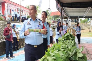 Kakanwil Kemenkumham Kalteng apresiasi produk warga binaan Muara Teweh