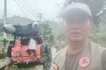 Seorang penggali batu kali di Pesisir Selatan diduga hilang