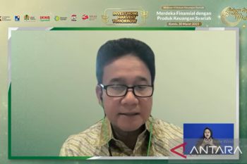 OJK terus memperkuat lembaga keuangan syariah di Indonesia