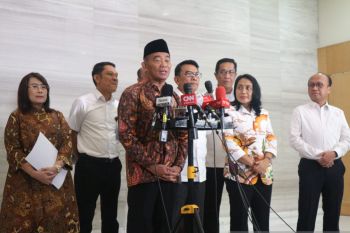 Muhadjir Effendy berharap FIFA dapat bijak tak kenakan sanksi ke Indonesia
