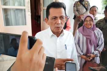 Gubernur Ansar hormati proses hukum dua ASN terlibat korupsi