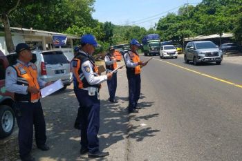 Dishub Probolinggo hitung volume kendaraan jelang mudik Lebaran 2023