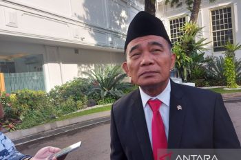 Menko PMK minta Menpora Dito tuntaskan persiapan SEA Games