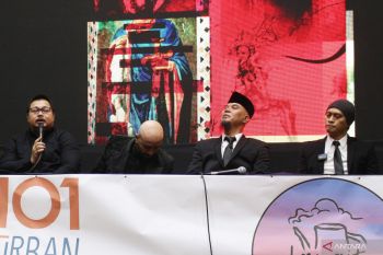 Dewa 19 rilis video "Love is Blind"