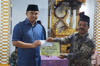 Bupati Dharmasraya sampaikan pesan pembangunan di Koto Salak