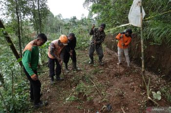 Korban dukun pengganda uang dukubur dalam satu lubang