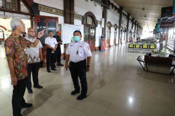 Ganjar: Pemudik manfaatkan transportasi publik