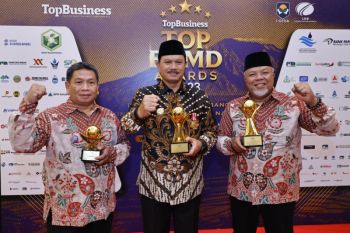 PDAM Kota Madiun borong tiga penghargaan ajang "Top BUMD Awards 2023"