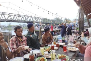 Wisata kuliner Banua Anyar jadi tempat favorit untuk buka puasa bersama
