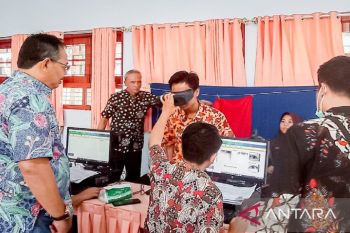 Pemkab Pamekasan rekam KTP elektronik ke sekolah-sekolah