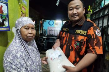 SAPMA PP Jatim gencarkan aksi berbagi di Bulan Suci