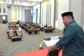 Anggota DPRD kota Makassar sosialisasikan perda pengelolaan zakat