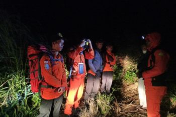 Tim SAR temukan pendaki tersesat di Gunung Ambang dalam keadaan selamat