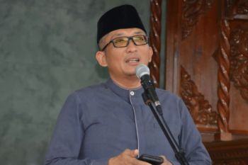 Pemkot Padang  kembali salurkan 1.180 paket bantuan bahan pokok