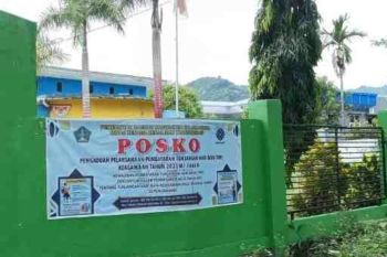 Disnaker Kolaka Utara buka posko pengaduan THR
