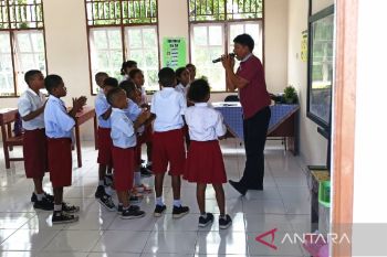 Disdikbud: Penyaluran dana BOS langsung ditranfers ke rekening sekolah