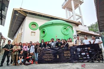 Jalan-jalan sambil belajar sejarah di kawasan Peneleh