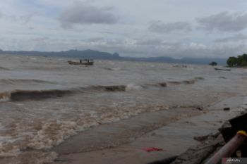 Nelayan Oesapa tidak melaut akibat cuaca buruk