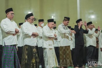 Wapres RI ajak masyarakat Kalsel tingkatkan ibadah pada Lailatul Qadar