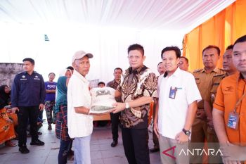 39.027 keluarga  OKU Timur Sumsel terima bantuan cadangan beras pangan