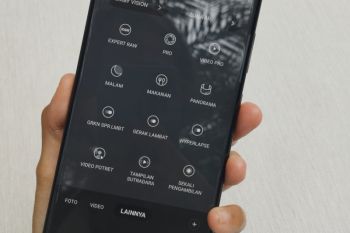 Samsung Galaxy S24 akan adopsi teknologi baterai dari EV?