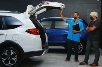 Permintaan kendaraan di Pasar Mobil Kemayoran meningkat jelang Lebaran Idul Fitri 2023