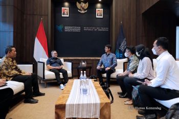 Mendag minta investor asing kerja sama dengan pemasok lokal