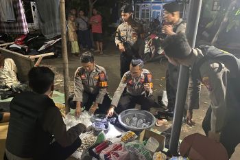 Polres Situbondo sita mercon dan bahan baku siap jual