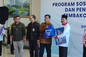 BI dan BMPD Lampung salurkan 2.100 paket sembako bagi masyarakat