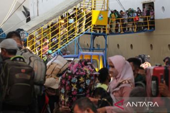 Pelabuhan Tanjung Perak Surabaya perkirakan puncak arus mudik 19 April
