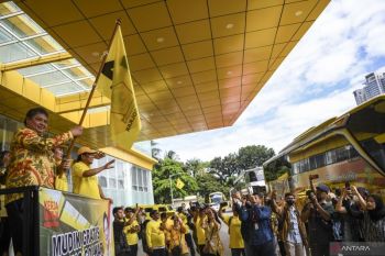Airlangga Hartarto secara resmi berangkatkan ratusan peserta mudik gratis