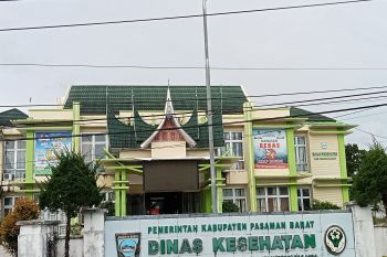 Dinkes Pasaman Barat siapkan tenaga kesehatan di posko terpadu Lebaran