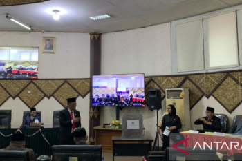Menanti tangan dingin Wakil Wali Kota Padang yang baru