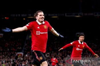 Sabitzer akui suka posisi baru sebagai gelandang serang MU