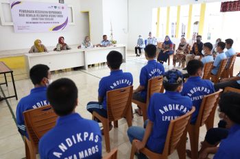 BKKBN Sulsel beri edukasi kesehatan reproduksi kepada binaan LPKA II Maros