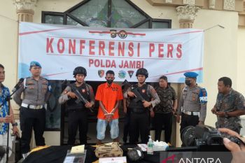 Polda Jambi tangkap kurir bawa hampir 1 kilogram sabu-sabu