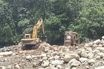 Tambang Emas Ilegal gunakan ekskavator di Tombang Sinuruik Talamau terus berlangsung