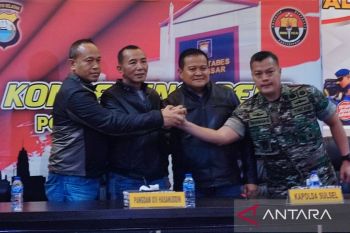Kapolda-Pangdam damaikan perselisihan personil TNI-Polri di Makassar