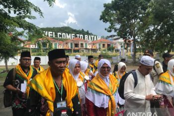 Kemenag Batam laksanakan manasik haji perdana 29 April