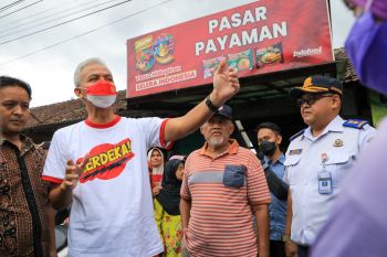 Ganjar minta rekayasa lalu lintas untuk antisipasi kemacetan di pasar tumpah