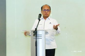 Kemnakertrans sediakan posko THR untuk layani konsultasi dan aduan