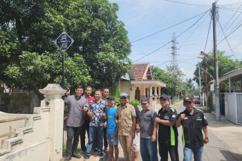 Wali Kota Kediri apresiasi pemasangan rambu "Asmaul Husna"