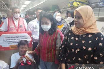 Minister lauds PT KAI's services for women, children during homecoming