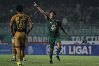 Liga 1 Indonesia - Persebaya menang 3-0 atas Dewa United