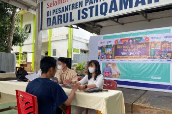 BRI Manado bagikan tabungan bagi anak yatim tingkatkan literasi keuangan