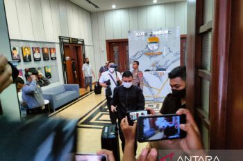 KPK bawa tiga koper usai menggeledah Balai Kota Bandung