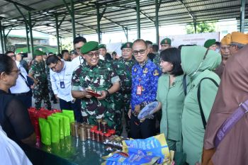 Kodam XIII/Merdeka gelar bazar murah sambut Idul Ftri 1444 H